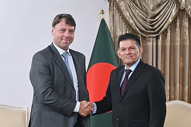যুক্তরাষ্ট্রের সঙ্গে ইন্দোনেশিয়ার চুক্তিতেও ২৩১টি ‘শ্যাল’ আছে: পররাষ্ট্রমন্ত্রী