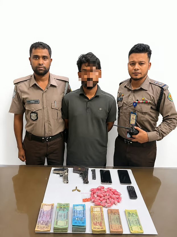 মহাখালীতে বিদেশি পিস্তলসহ যুবক গ্রেপ্তার