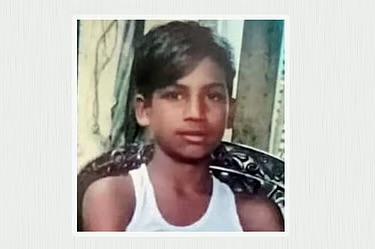 কিশোরগঞ্জে গলায় ইট ও কোমরে বস্তা বাঁধা অবস্থায় ডোবায় পড়ে ছিল শিশুর লাশ