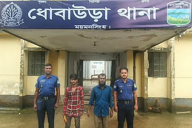 ময়মনসিংহে ইজিবাইক চালককে শিকলে বেঁধে রেখে মুক্তিপণ দাবি, অভিযুক্ত বাবা-ছেলে কারাগারে