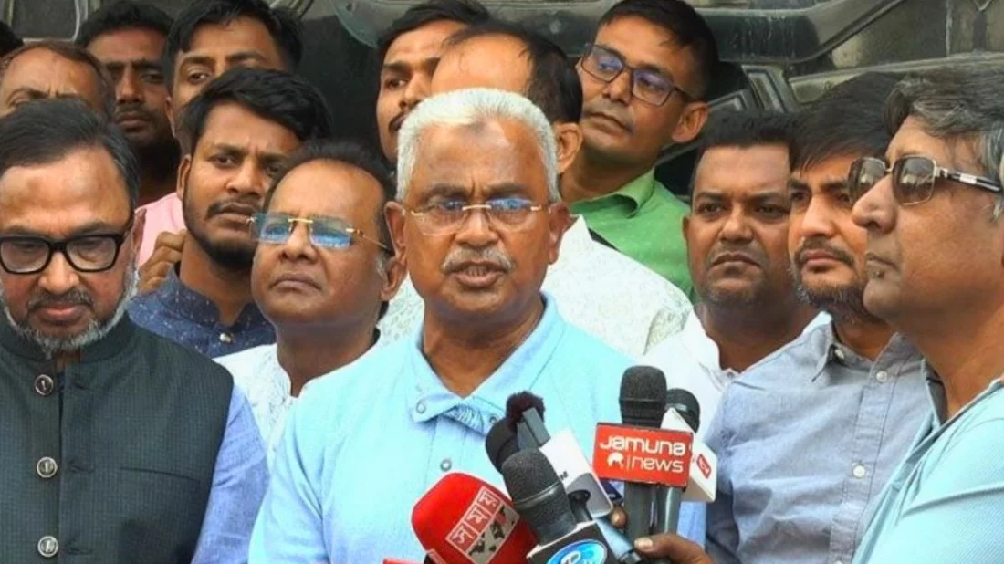 বিরোধী দলের ছোট বন্ধুদের মুখের ভাষা ও বডি ল্যাঙ্গুয়েজ দেখে আমাদের সন্দেহ হয়—এরা আসলে মাদকাসক্ত কি না।
