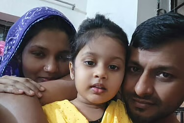 মটরসাইকেলে করে যাচ্ছিলেন বাড়ি, বাসের ধাক্কায় পরিবারের ৩ জনেরই মৃত্যু।