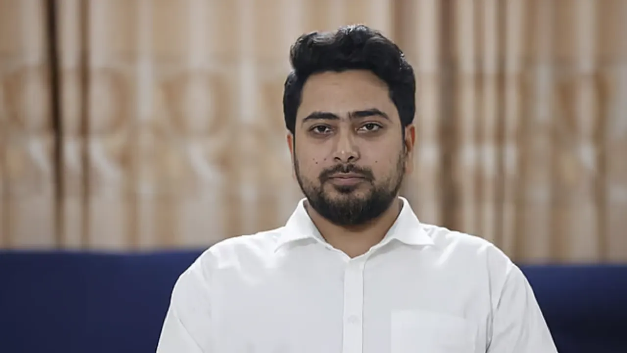 গুম- হত্যার সাথে জড়িতো পুলিশ ও সেনা সদস্যদের বিচারেরে আওতায় আনতে হবেঃ নাহিদ ইসলাম
